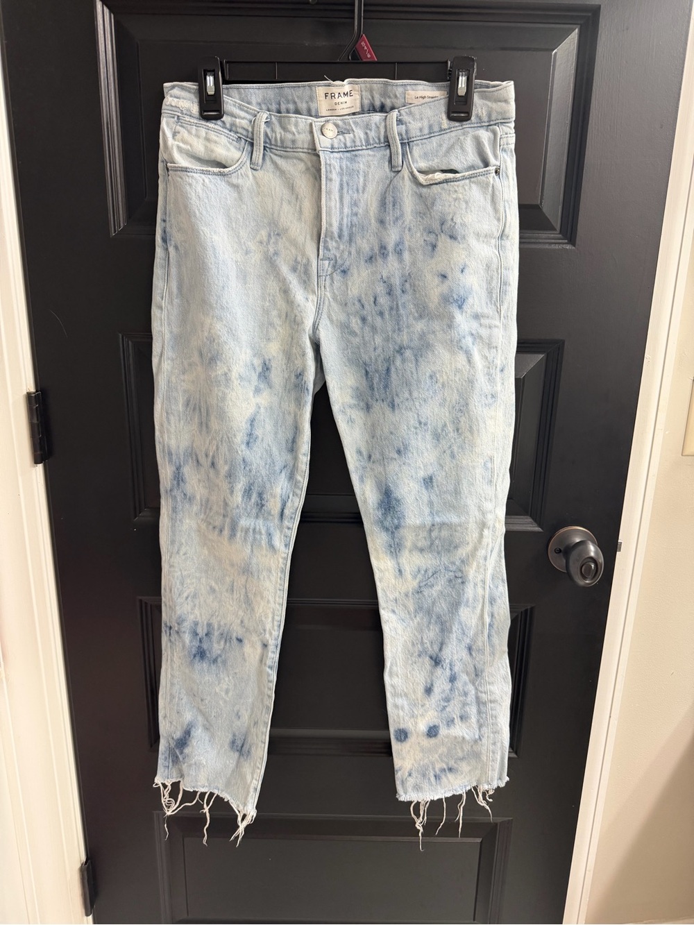 FRAME Le High Straight Cloud Acid Wash Raw Hem Jeans Size 29